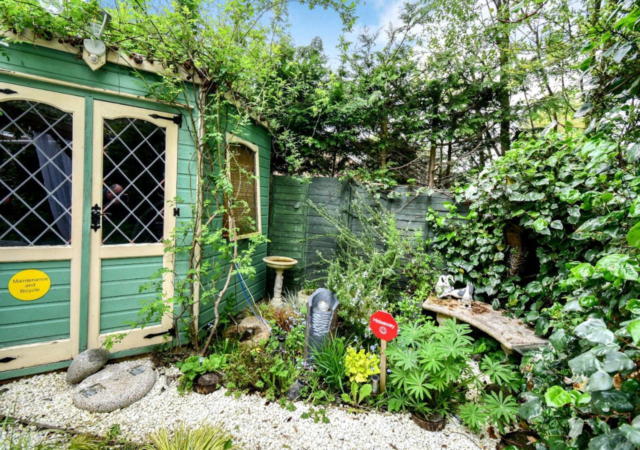 Cosy Garden Flat, Private Hot Tub & Four Poster Bed York Exterior foto